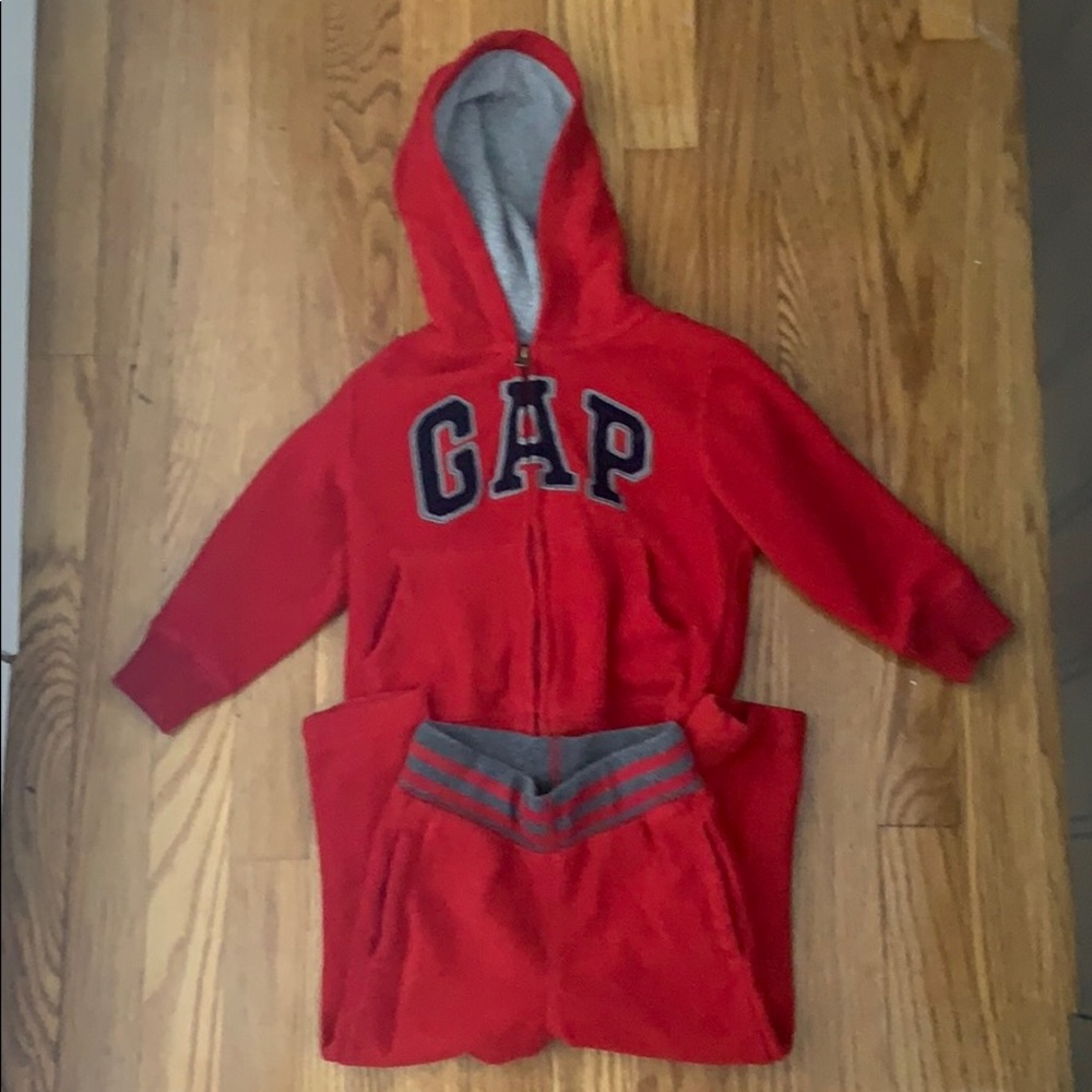 GAP Fleece sweatsuit